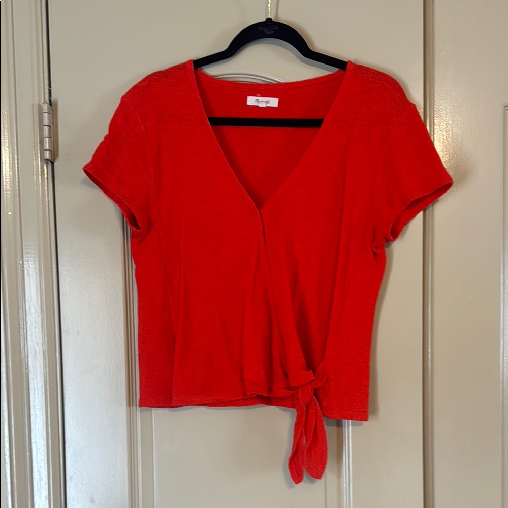 Madewell size M red short sleeve shirt with tie